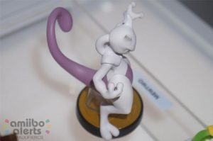 Nuove immagini amiibo Mewtwo - retro