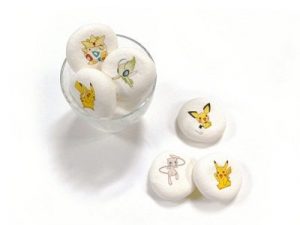 Marshmallow ripieni di cioccolato raffiguranti Pokémon.