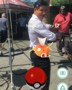 Mario Lopez cattura un Magikarp sul set