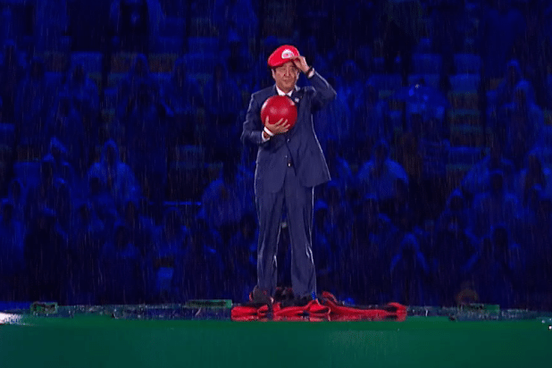 Shinzo-Abe-Super-Mario-Rio-Olympics-Closing-Ceremony