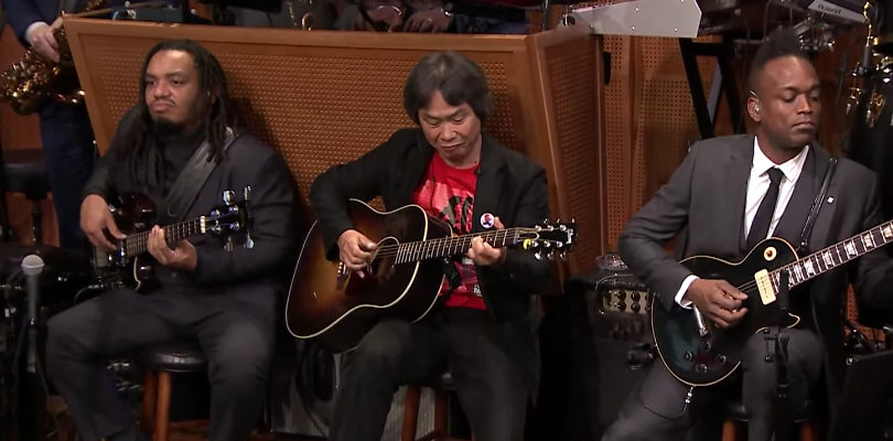Miyamoto ha suonato il tema di Super Mario Bros. al Tonight Show di Jimmy Fallon!