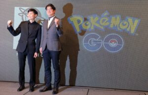 Dennis Hwang (L), art director of Niantic Inc, and Lim Jae Boem, chief executive of Pokemon Korea, pose for photographs during a news conference in Seoul, South Korea, January 24, 2017. Lee Dong-won/News1 via REUTERS