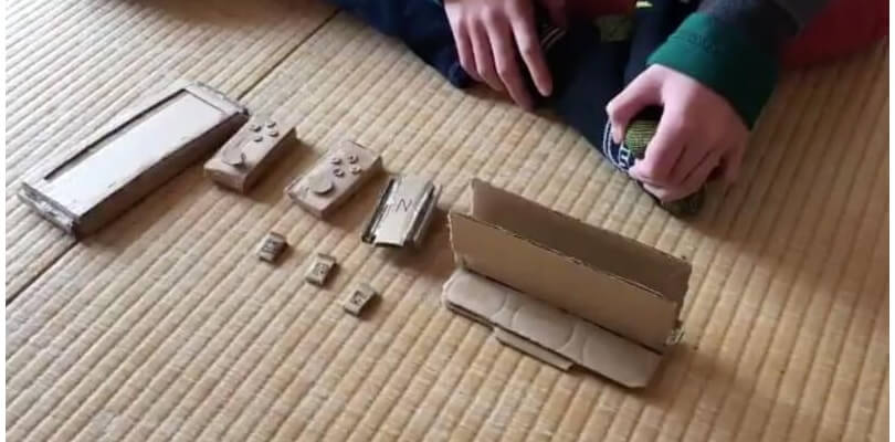 La mamma non gli compra Nintendo Switch e lui se lo costruisce da solo