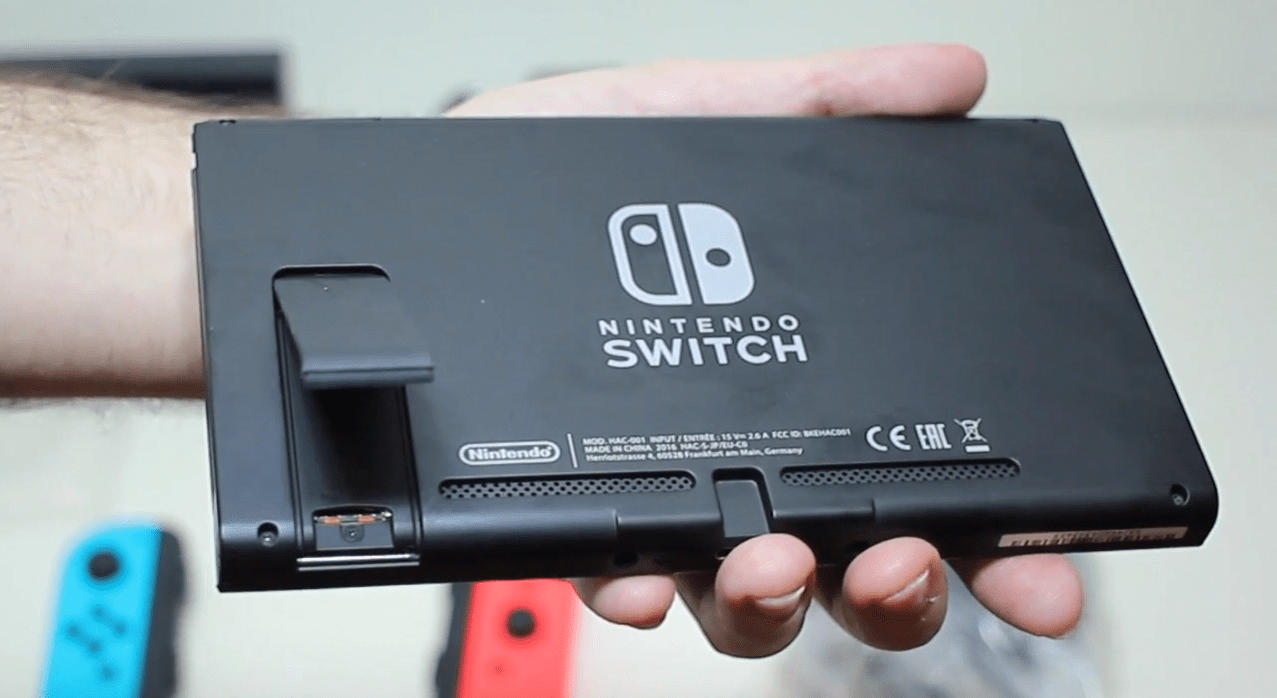 [VIDEO UNBOXING & FAQ] Le nostre prime 48 ore con Nintendo Switch!