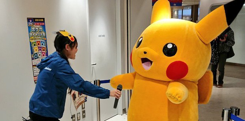 Pikachu salta di gioia per festeggiare il nuovo anno