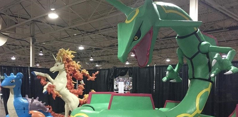 Un fan ha creato delle statue di Pokémon a grandezza naturale