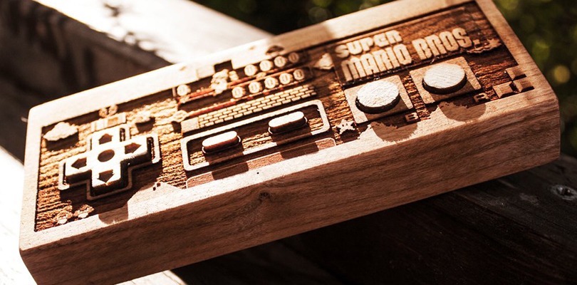 Un artista ha creato dei bellissimi controller NES fatti interamente in legno