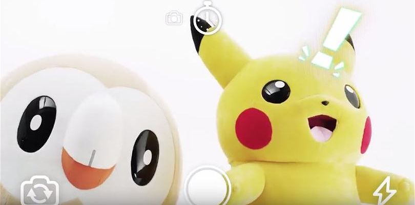 Rowlet photobomba Pikachu e gli rovina il selfie