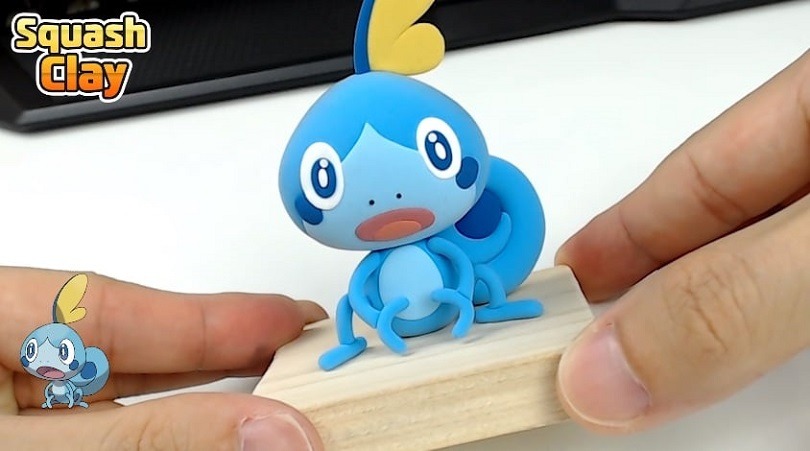 Sobble: un video tutorial descrive come creare il Pokémon Acqua con l'argilla