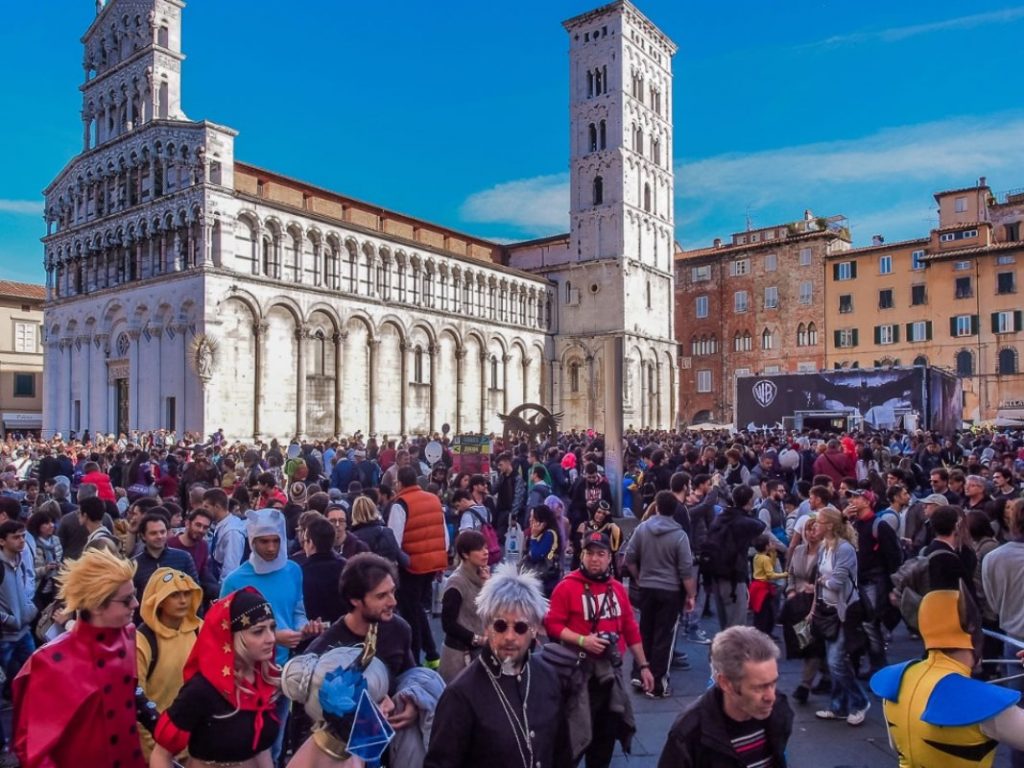 Piazza S. Michele a Lucca durante il festival