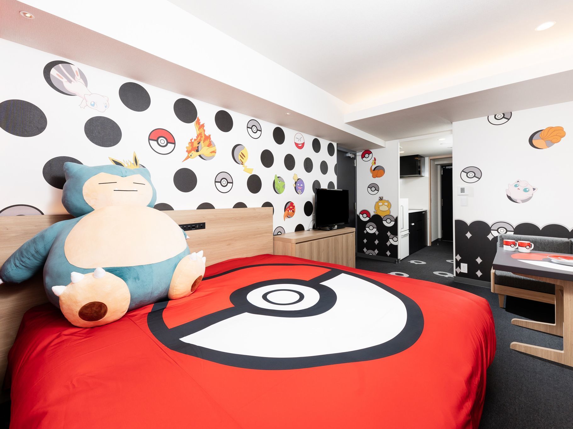 Svelata l’impressionante Pokémon Room dell’Hotel Mimaru in Giappone