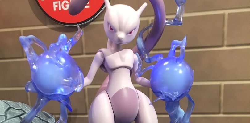 Wicked Cool Toys svela una nuova figure illuminata di Mewtwo