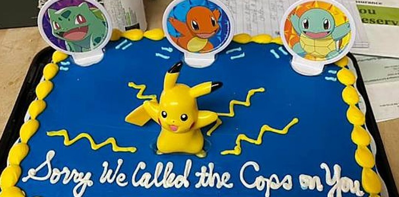Pokémon GO: prima allerta la polizia e poi si scusa con una torta