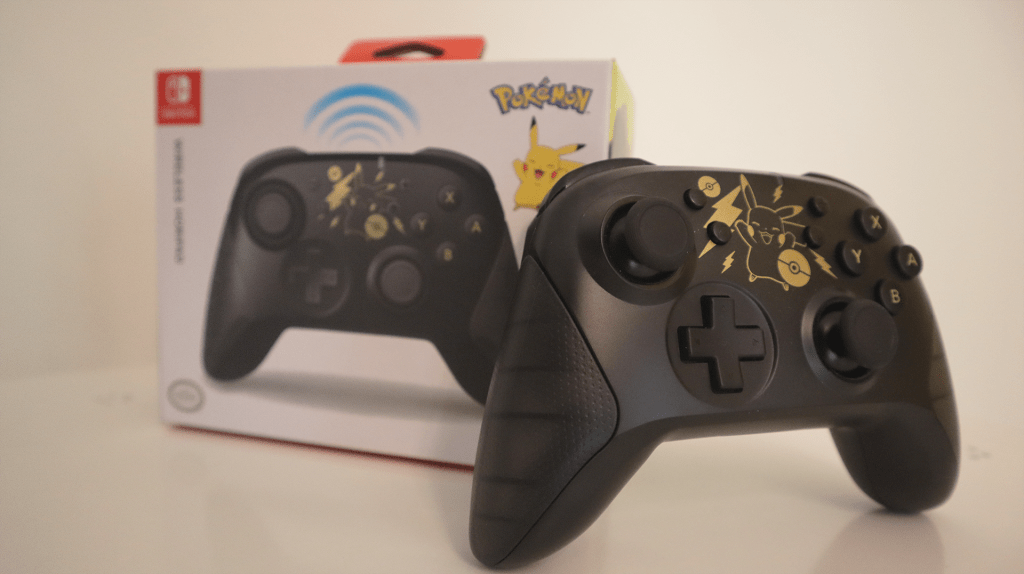 Horipad Wireless Pikachu Black & Gold