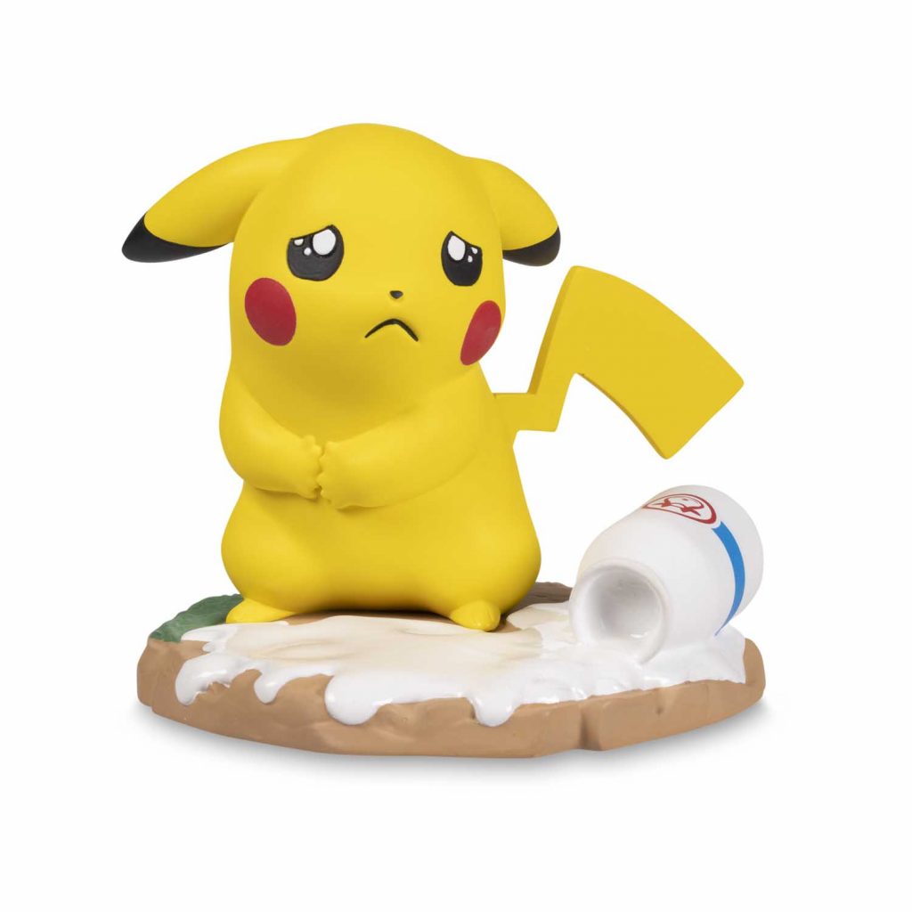 fronte statuetta pikachu