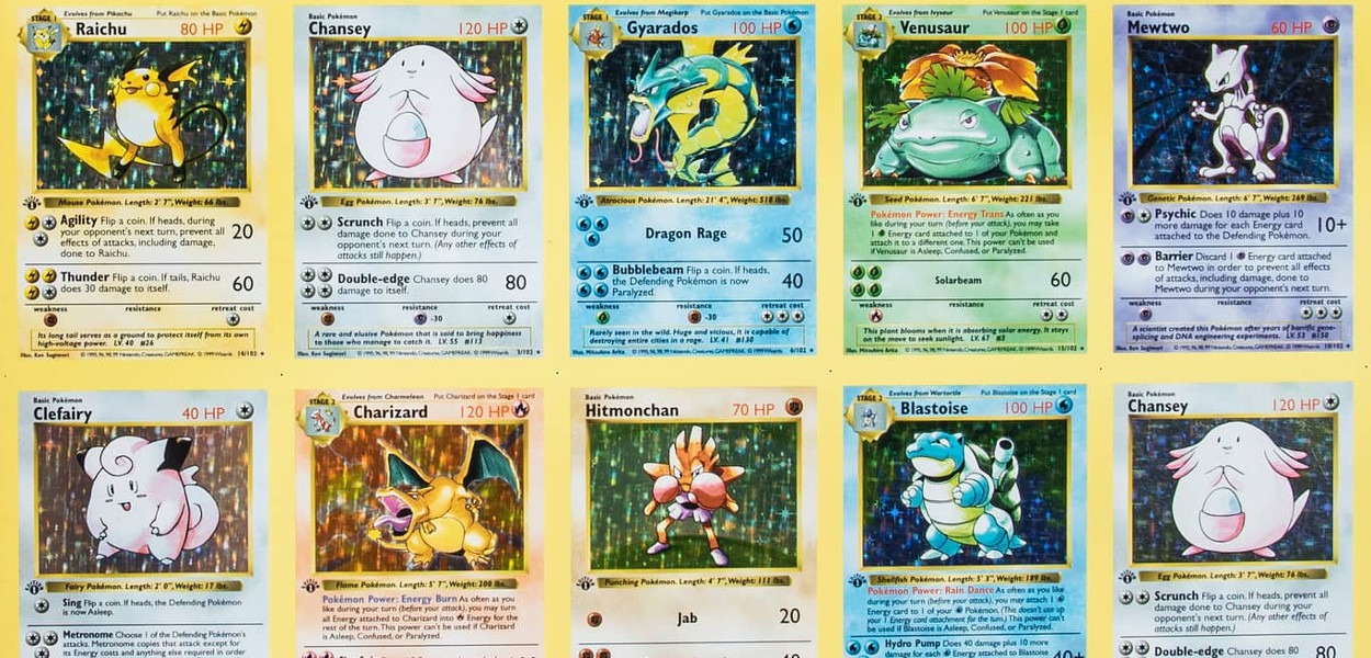 Un foglio non tagliato di carte Pokémon Set Base finisce all'asta online