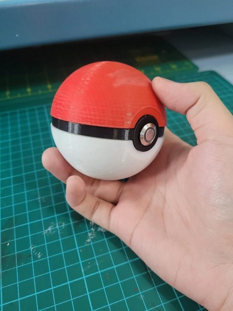 Poké Ball fatta a mano fan