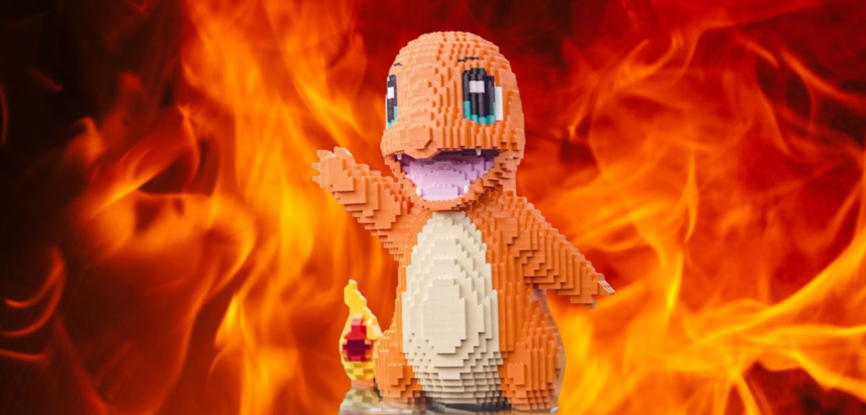 Un fan costruisce un Charmander di LEGO a grandezza naturale