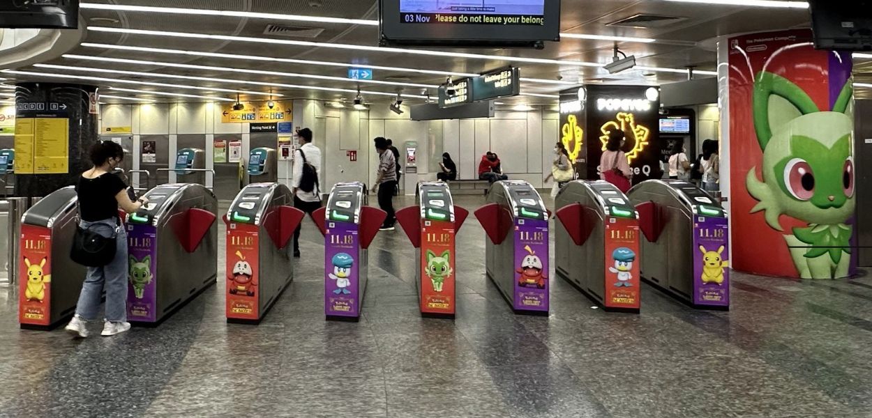 L'Asia si prepara all'arrivo di Pokémon Scarlatto e Violetto con pubblicità e installazioni a tema