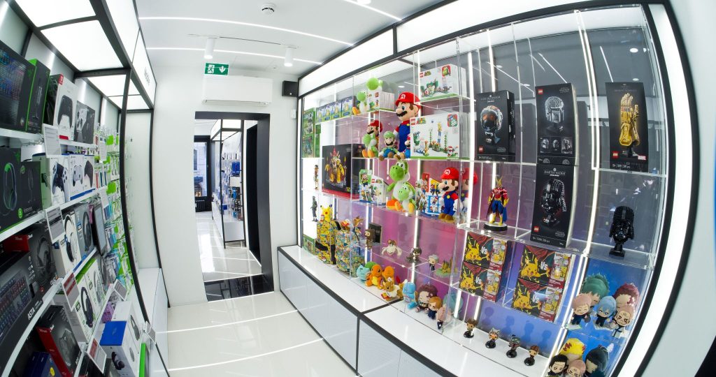 Alcuni prodotti del Flagship Store di GameStop