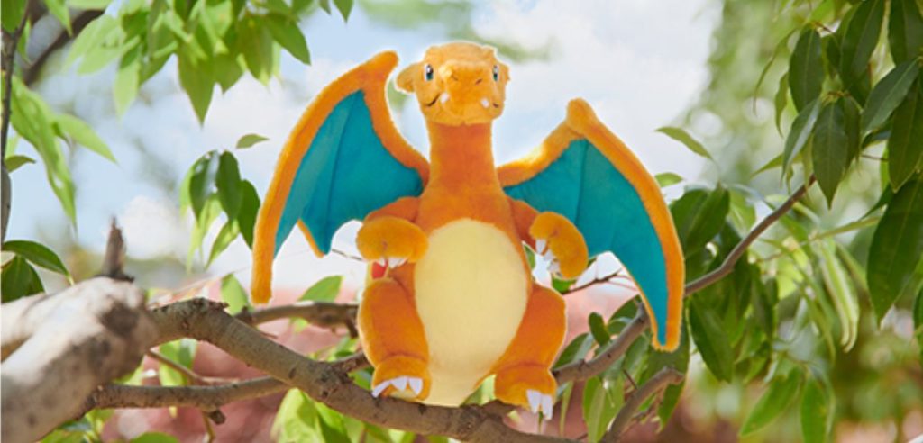 charizard peluche takara tomy